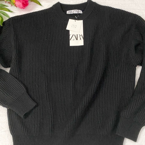 Beck Fitted Crewneck Sweater - Ribbed Merino :: Gray Melange main image 0